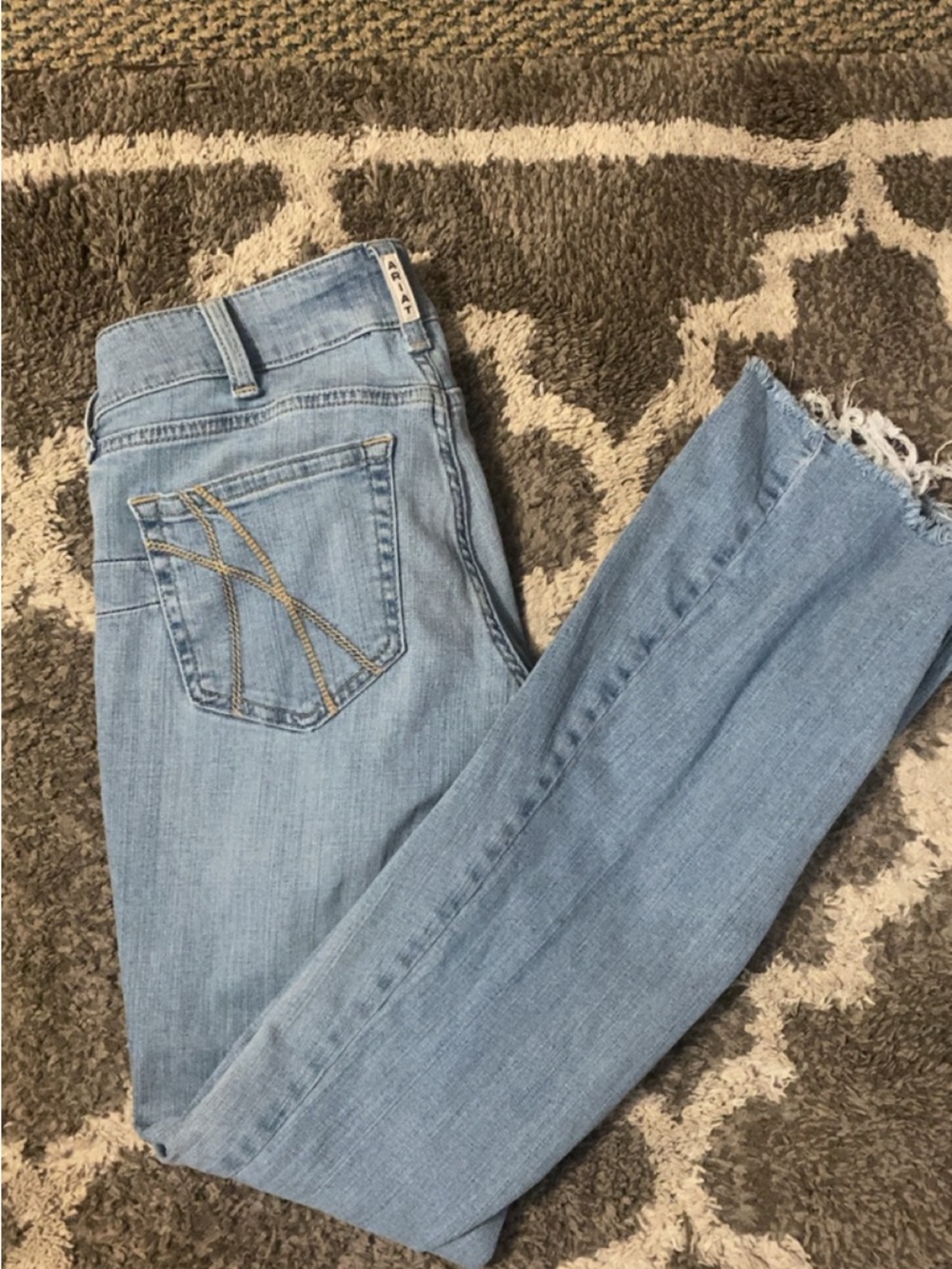 Ariat Light Blue Cropped Ankle Jeans